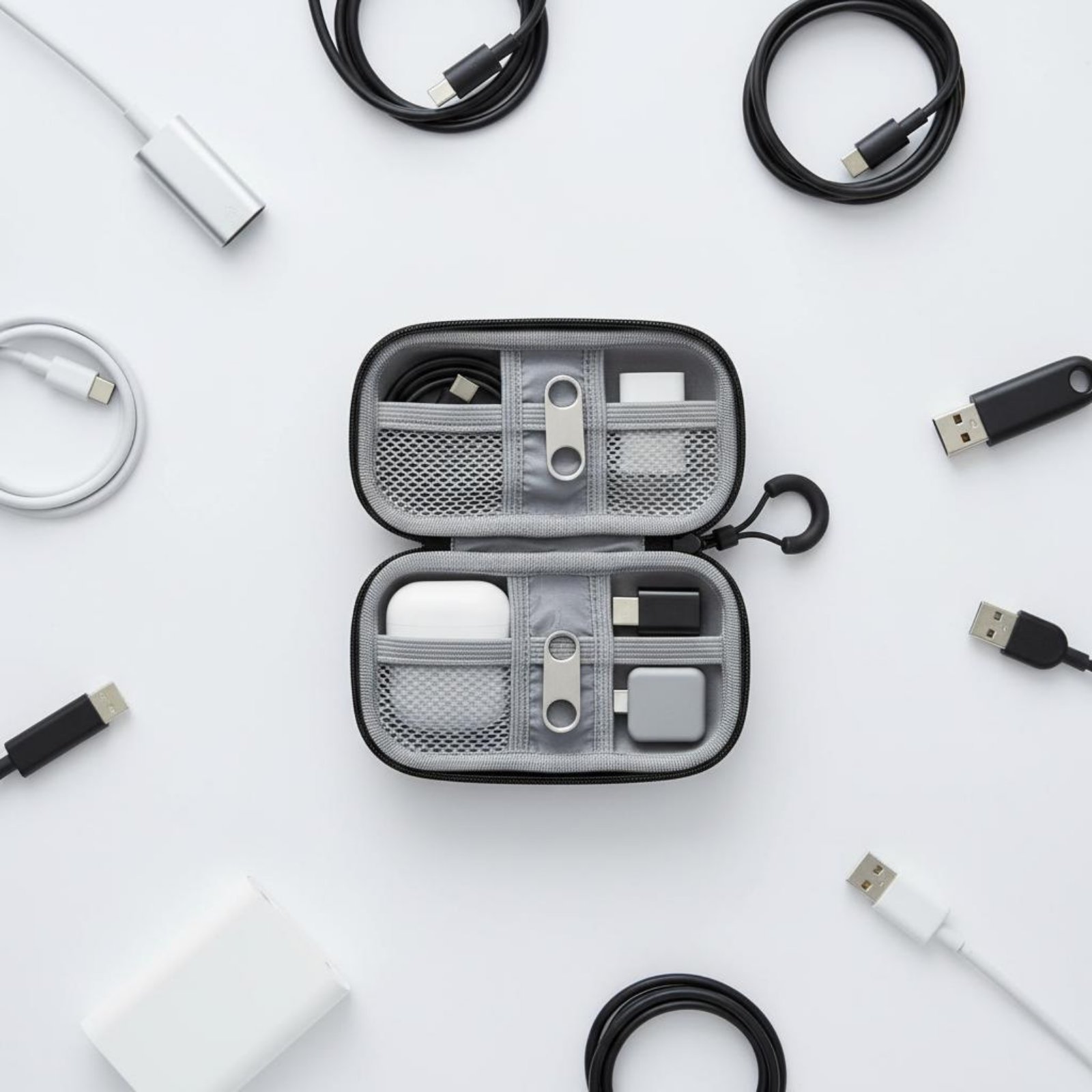 Electronics And Gadgets G - 코드 정리 케이스 여러 칸막이가 있는